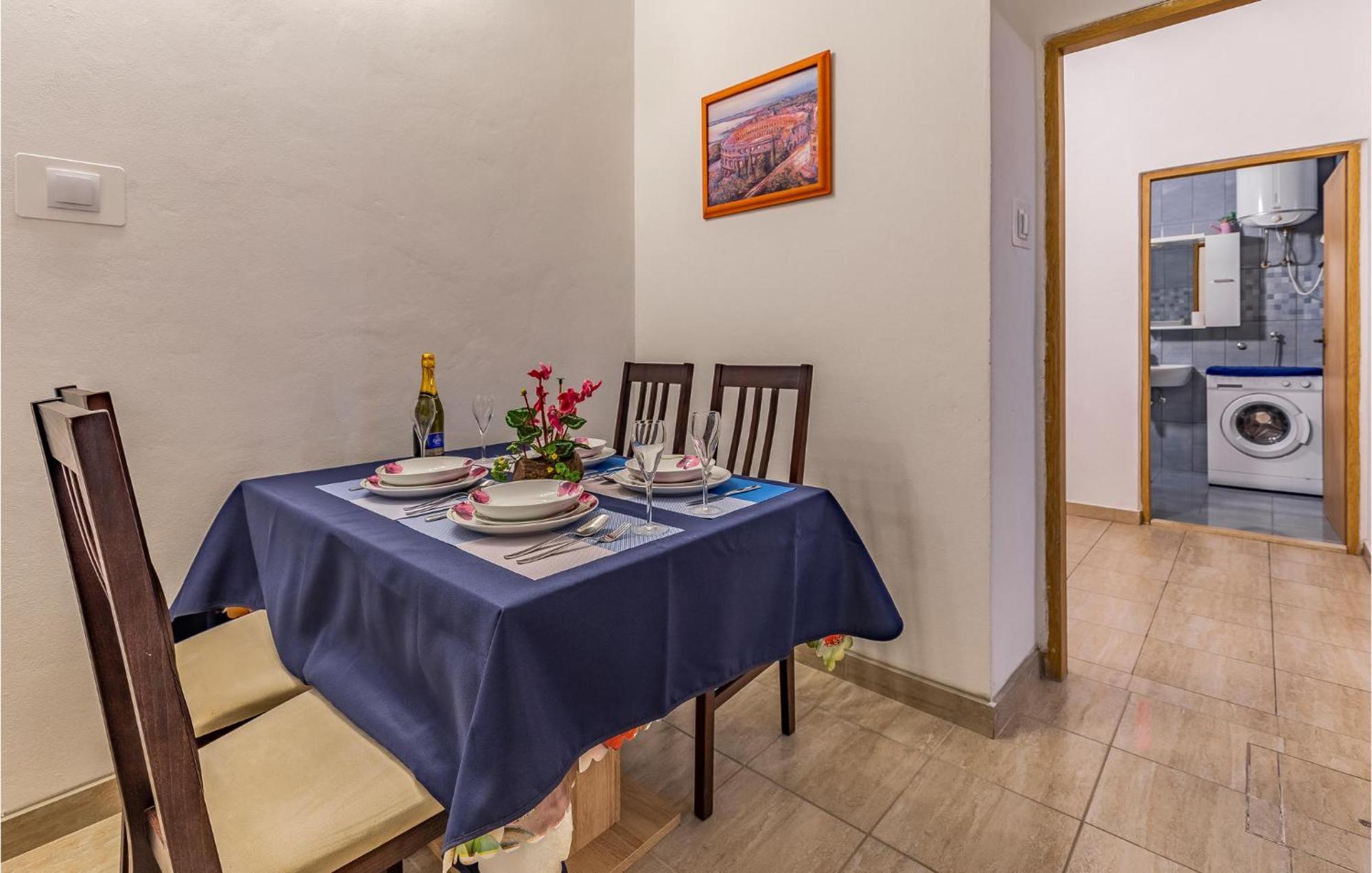 Amazing Apartment In Pula With Kitchen Exterior photo